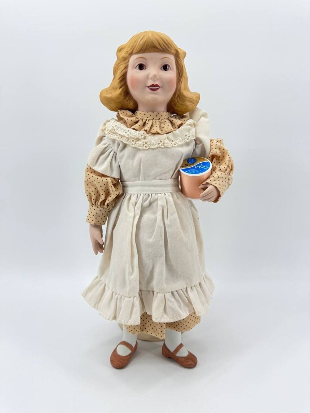 Vintage Franklin Heirloom Country Store J&P Coats Thread Girl Ceramic Doll